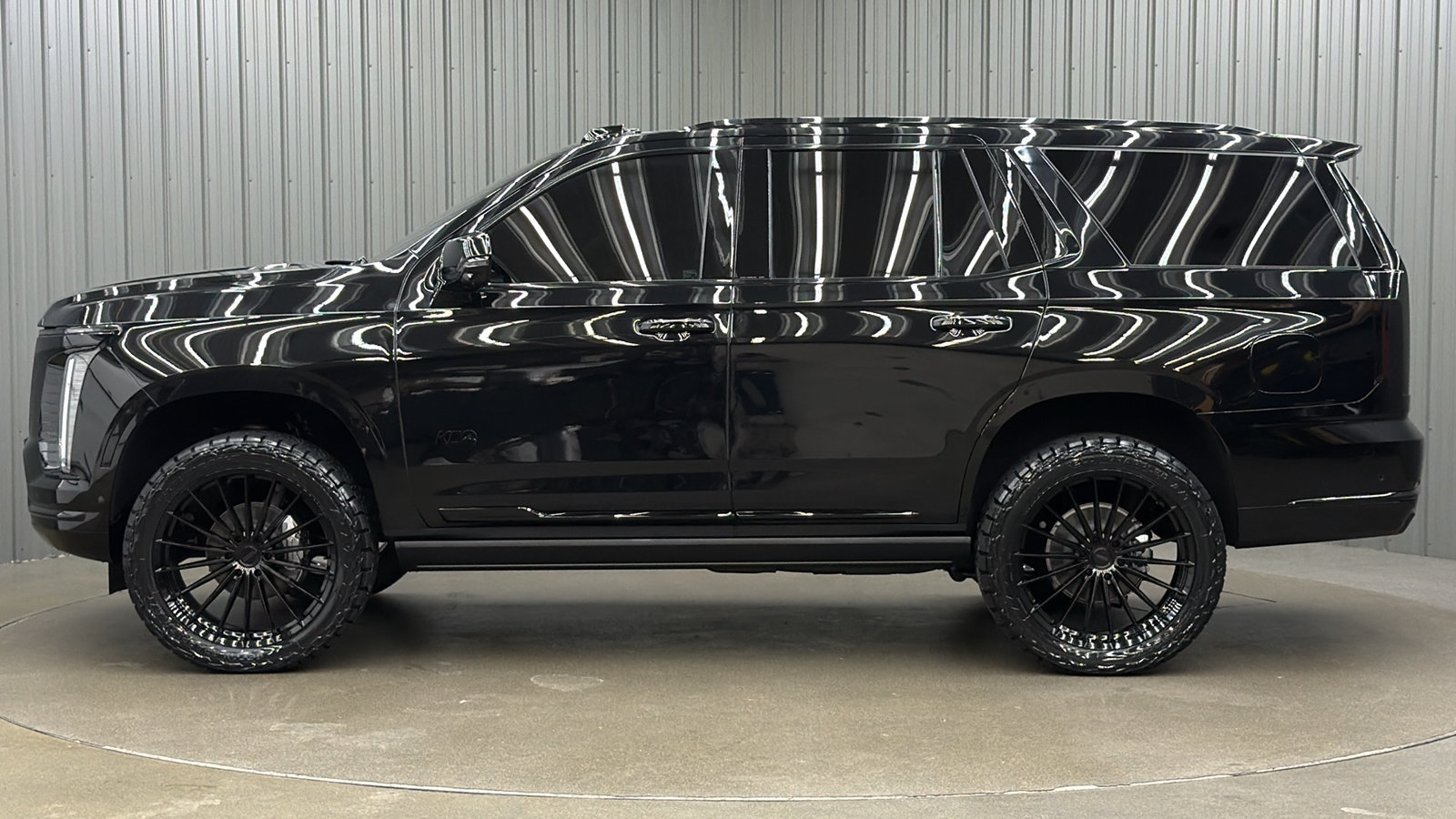 Used 2026 Cadillac Escalade Sport w/ Touring Package AWD/4WD image 2
