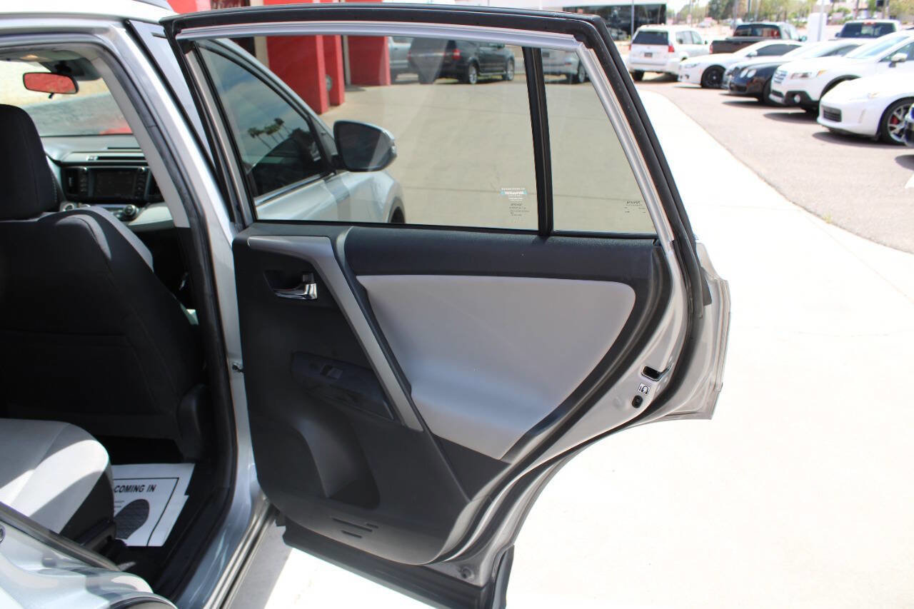 Used 2017 Toyota RAV4 XLE image 16