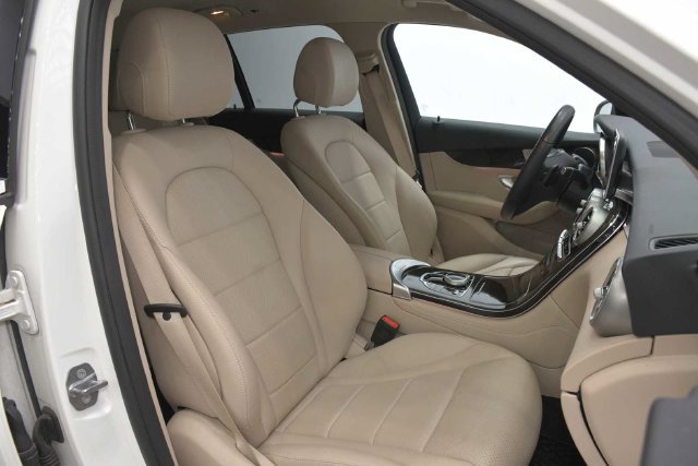 Used 2019 Mercedes-Benz GLC 300 image 13