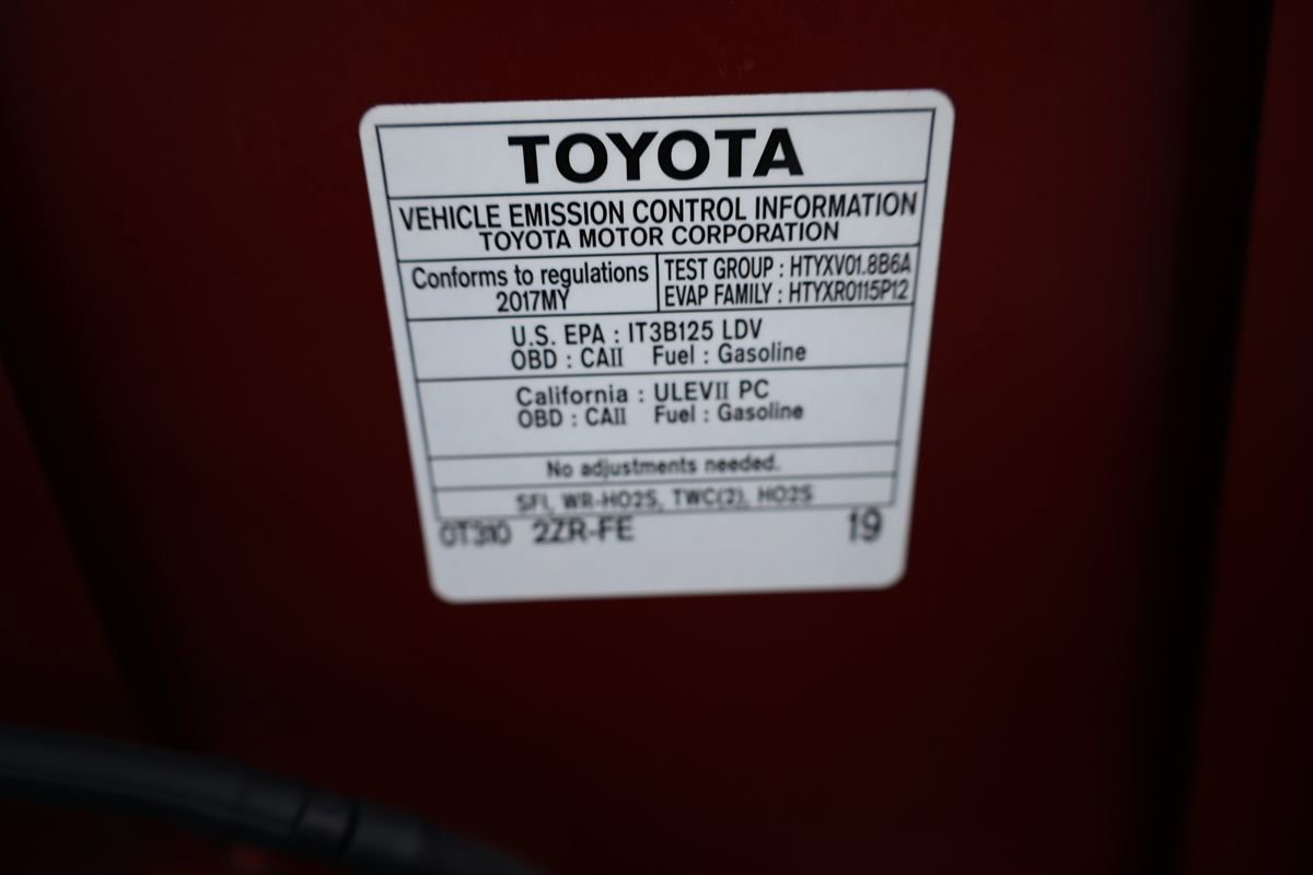 Used 2017 Toyota Corolla SE FWD image 35