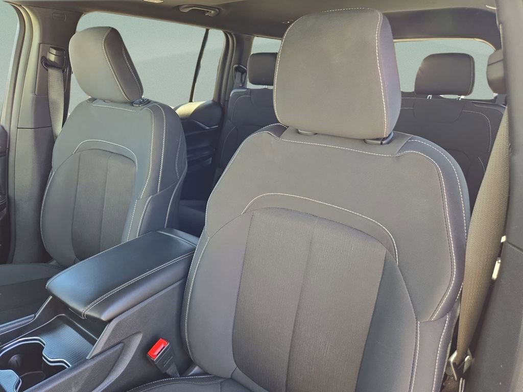 Certified 2024 Jeep Grand Cherokee L Laredo image 14