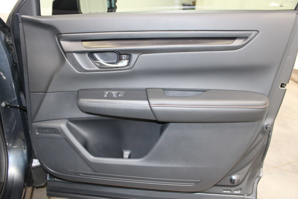 Used 2026 Honda CR-V Sport-L image 37