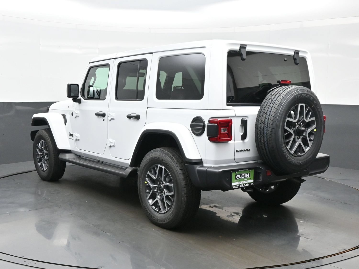 New 2026 Jeep Wrangler Unlimited Sahara AWD/4WD image 5
