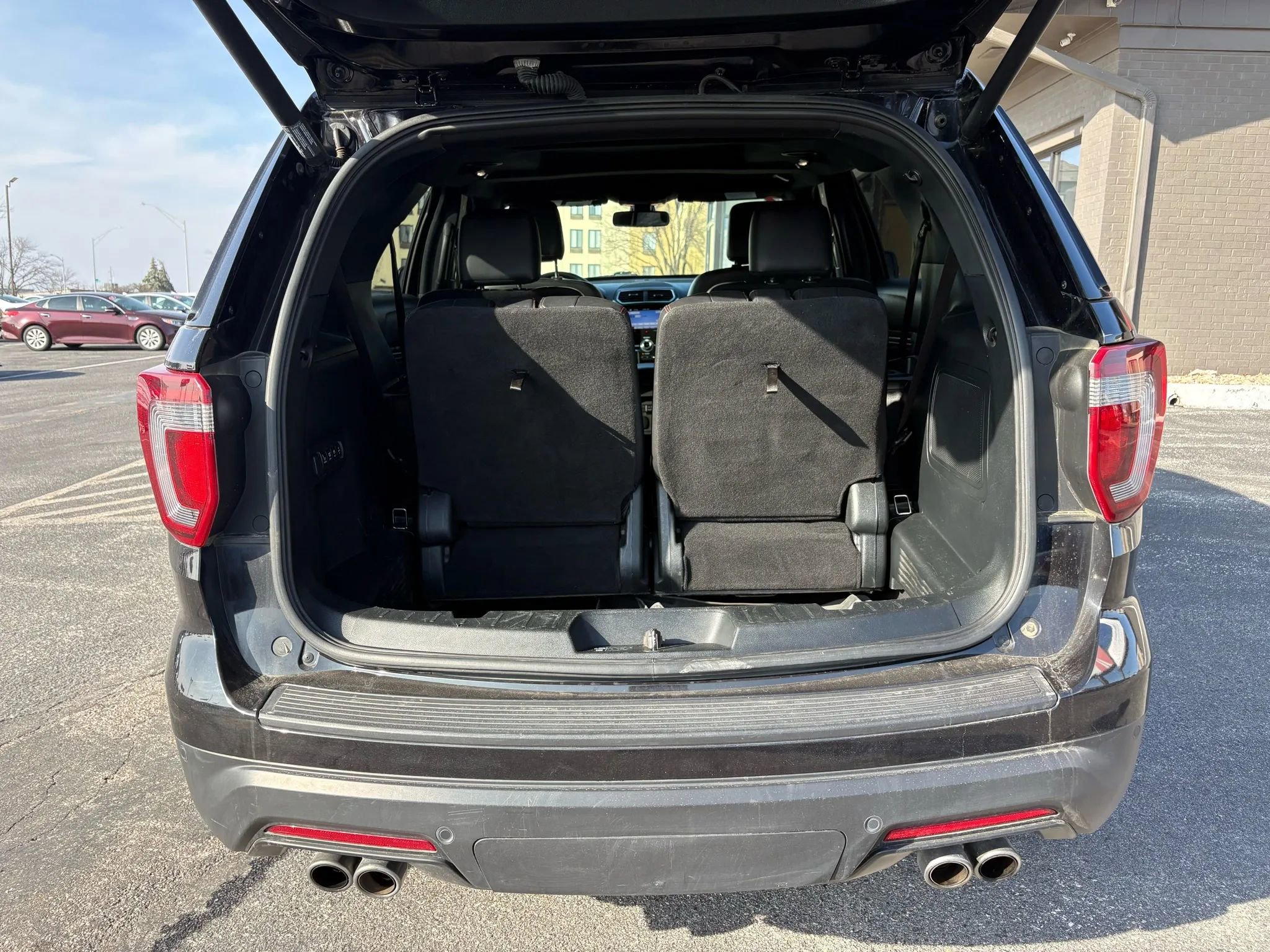 Used 2019 Ford Explorer Sport w/ Equipment Group 401A image 10