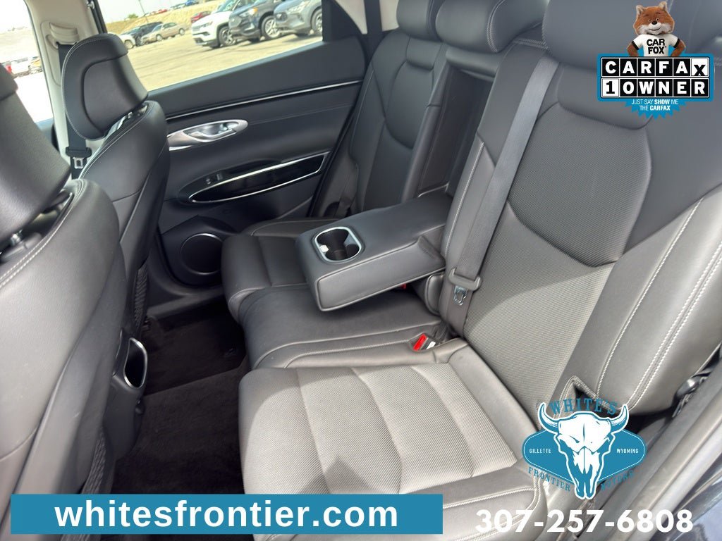 Used 2025 Genesis GV70 2.5T AWD/4WD image 19