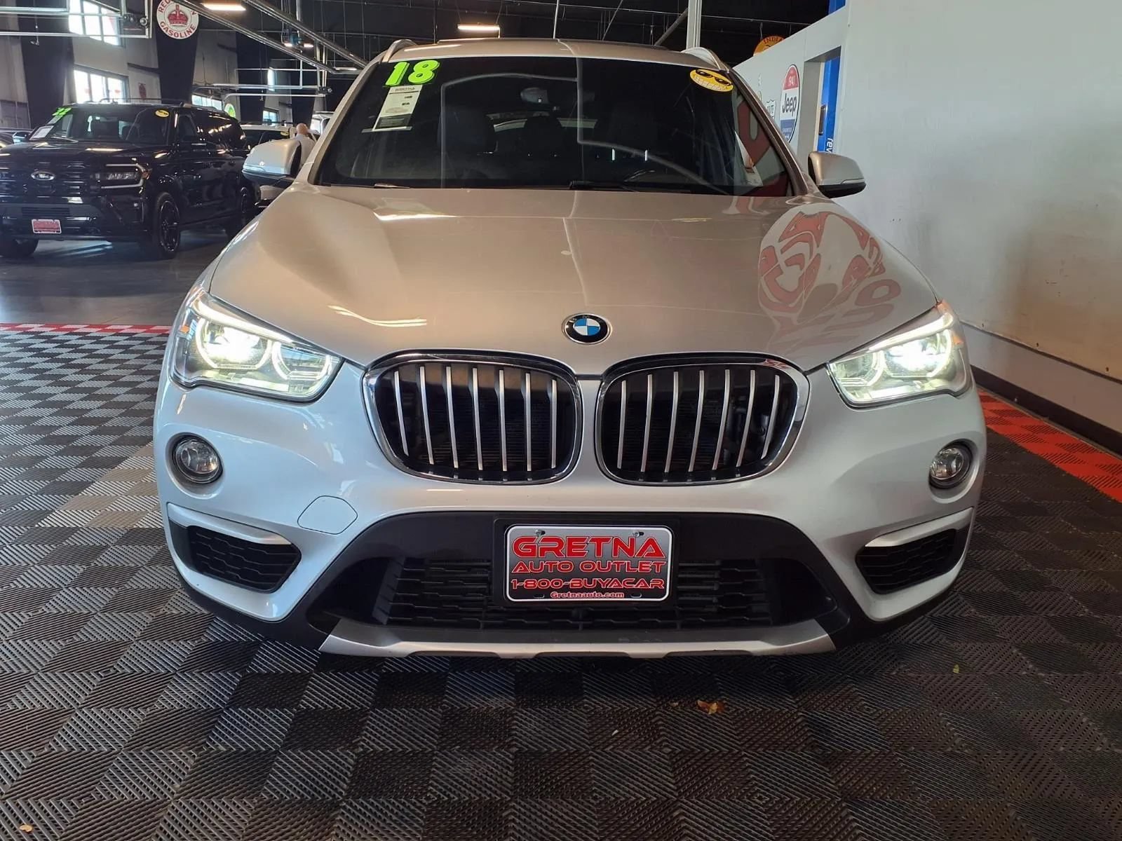 Used 2018 BMW X1 xDrive28i AWD/4WD image 3