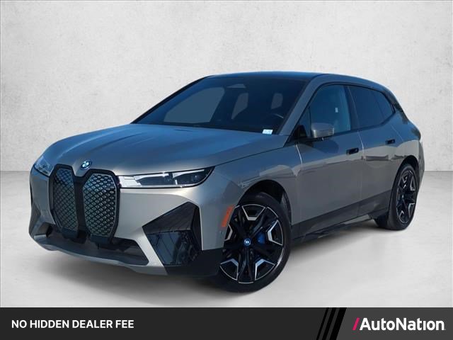 Used 2023 BMW iX xDrive50 w/ Sport Package AWD/4WD image 1