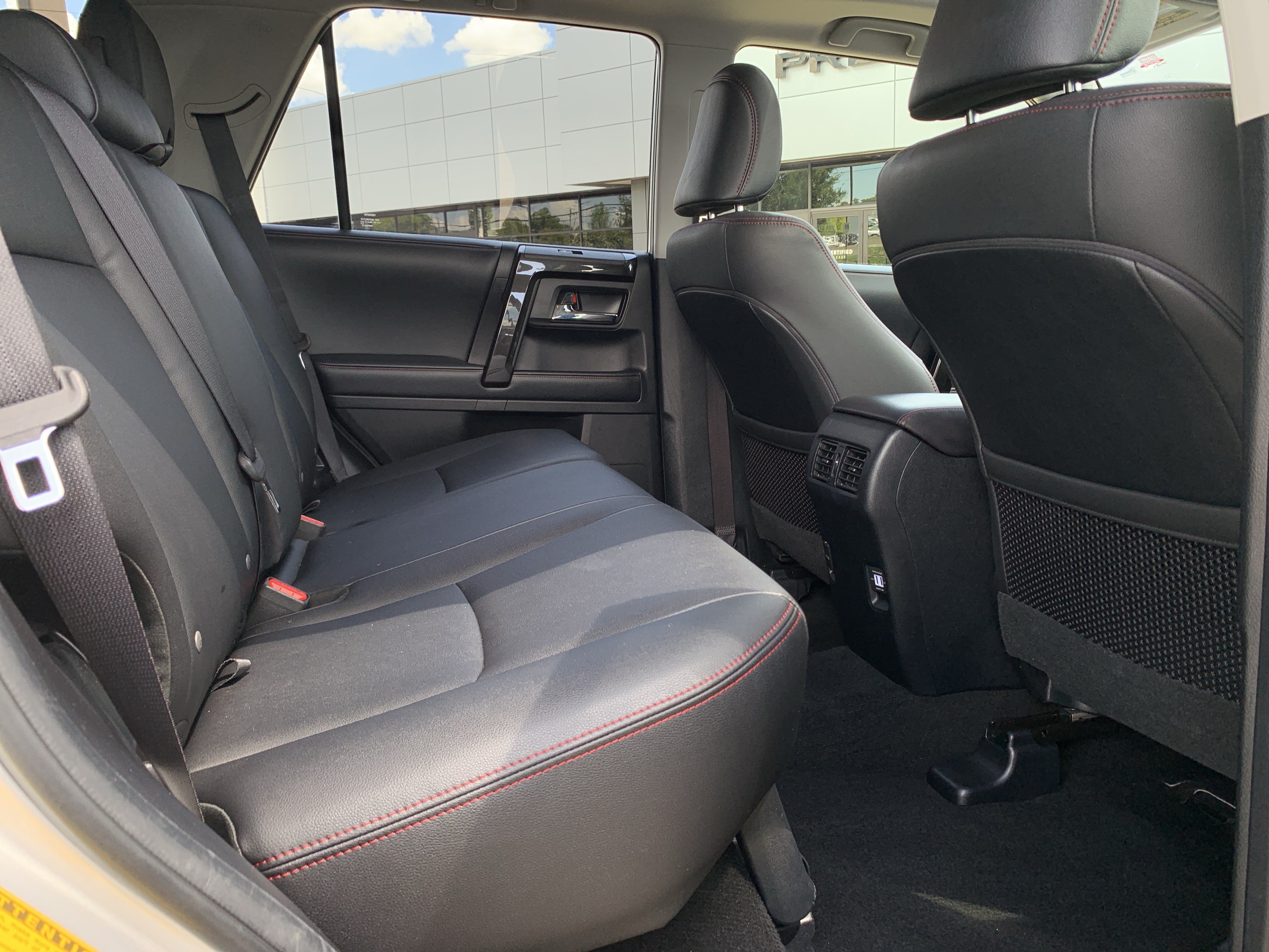 Used 2019 Toyota 4Runner TRD Off-Road Premium AWD/4WD image 33