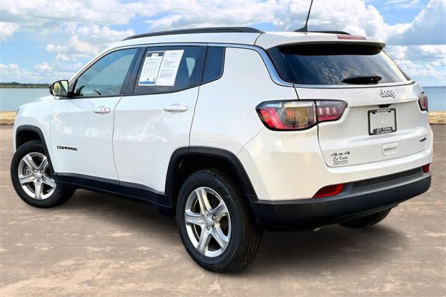 Used 2024 Jeep Compass Latitude image 4