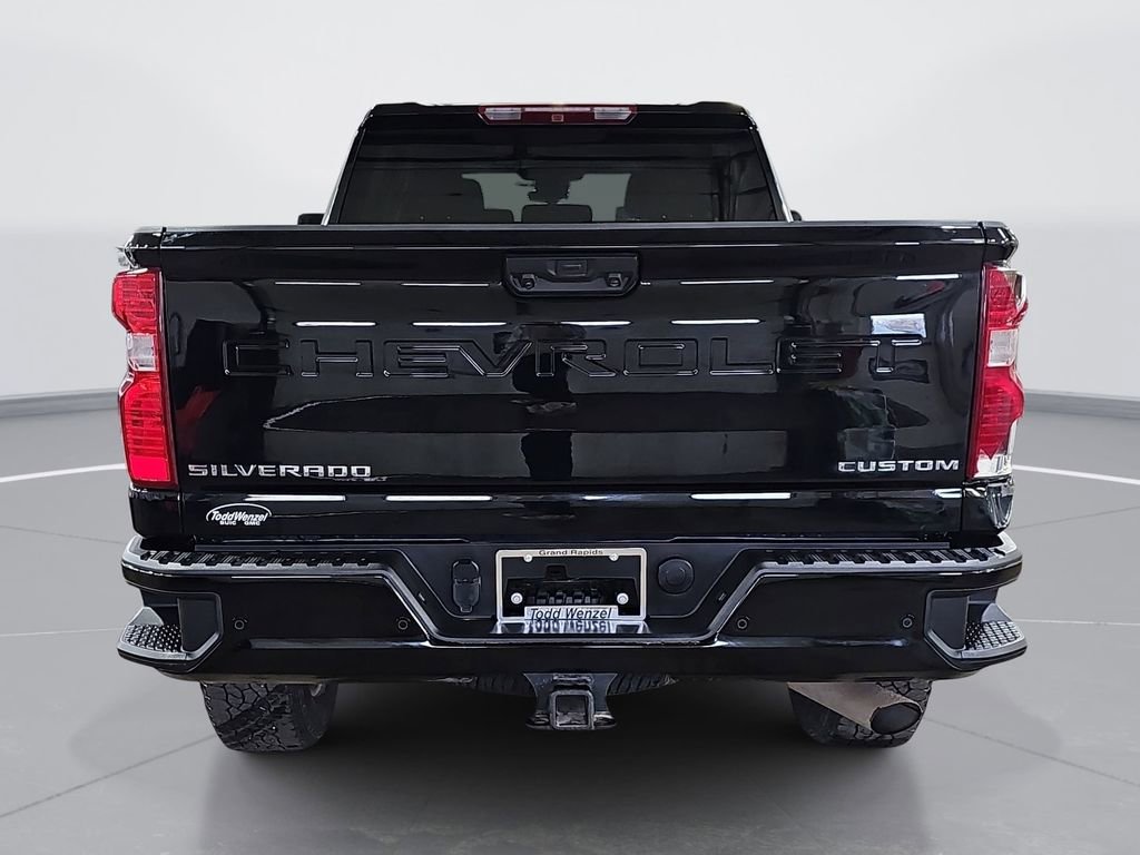 Certified 2024 Chevrolet Silverado 2500 Custom w/ Custom Value Package image 5