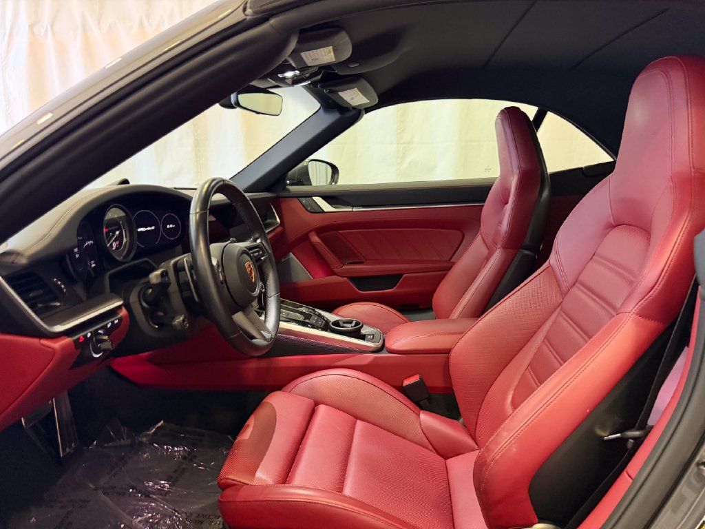 Certified 2024 Porsche 911 Turbo AWD/4WD image 5