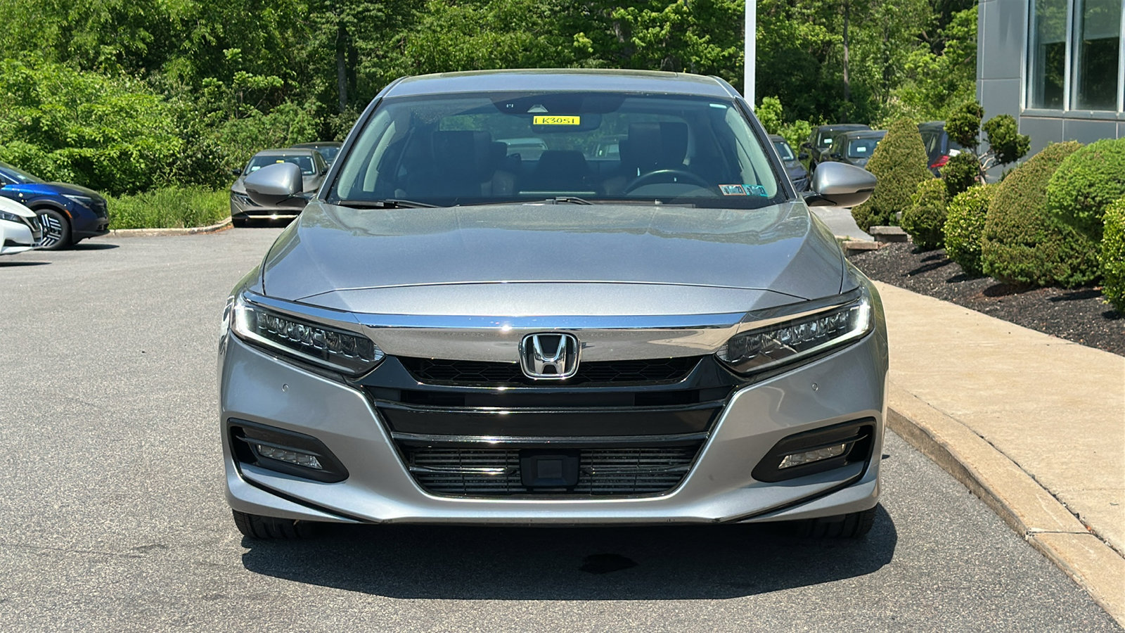 Used 2018 Honda Accord Touring image 3