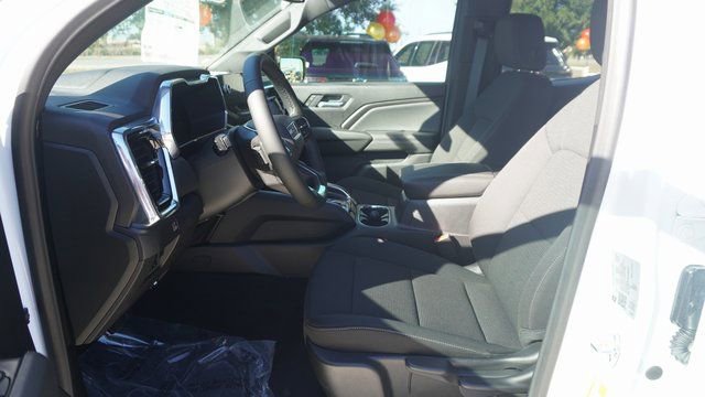 New 2025 GMC Canyon Elevation w/ Convenience Package image 17