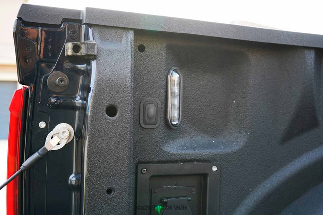 Used 2022 Ford F150 Raptor w/ Convenience Package image 86