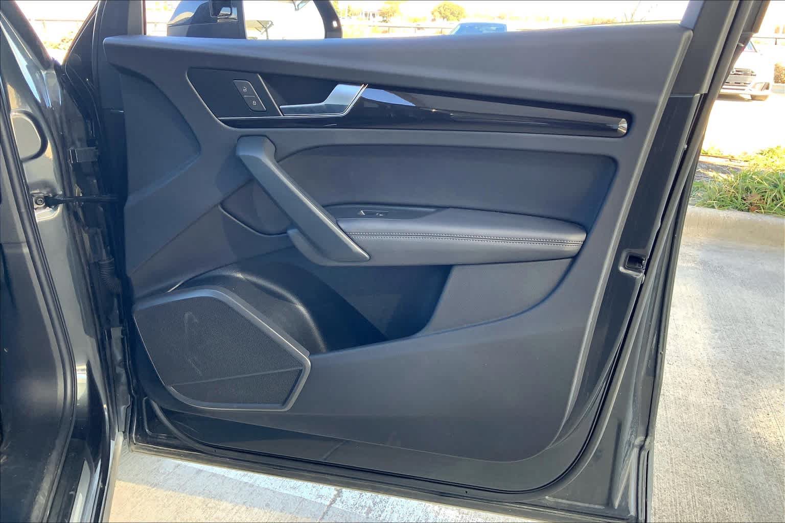 Used 2019 Audi Q5 2.0T Premium Plus w/ Premium Plus Package AWD/4WD image 20