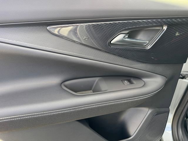 Used 2024 Chevrolet Blazer EV LT image 13