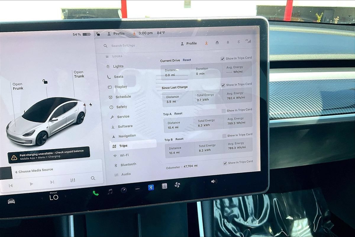 Used 2020 Tesla Model 3 Standard Range Plus RWD image 31