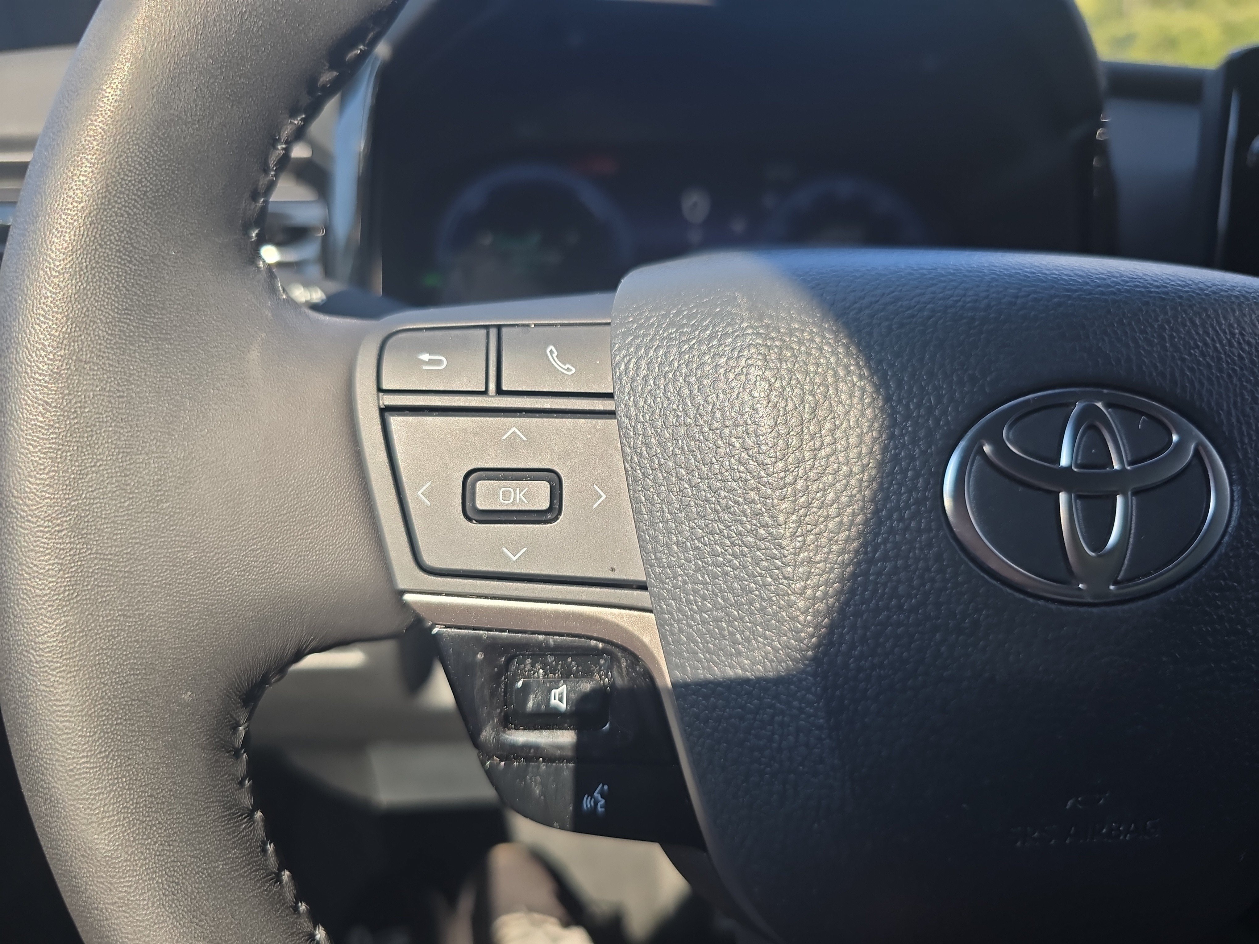 Used 2025 Toyota Camry XSE w/ Premium Plus Package FWD image 28