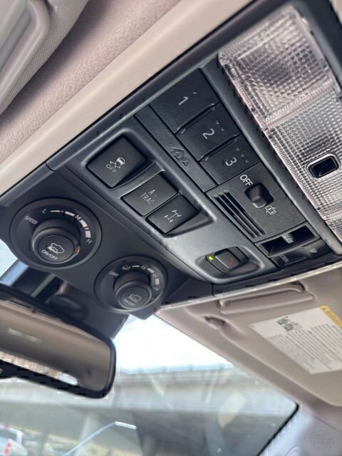 Certified 2020 Toyota 4Runner TRD Off-Road Premium w/ Moonroof Package image 28