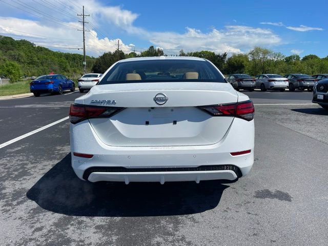 New 2025 Nissan Sentra SV w/ SV Premium Package image 6