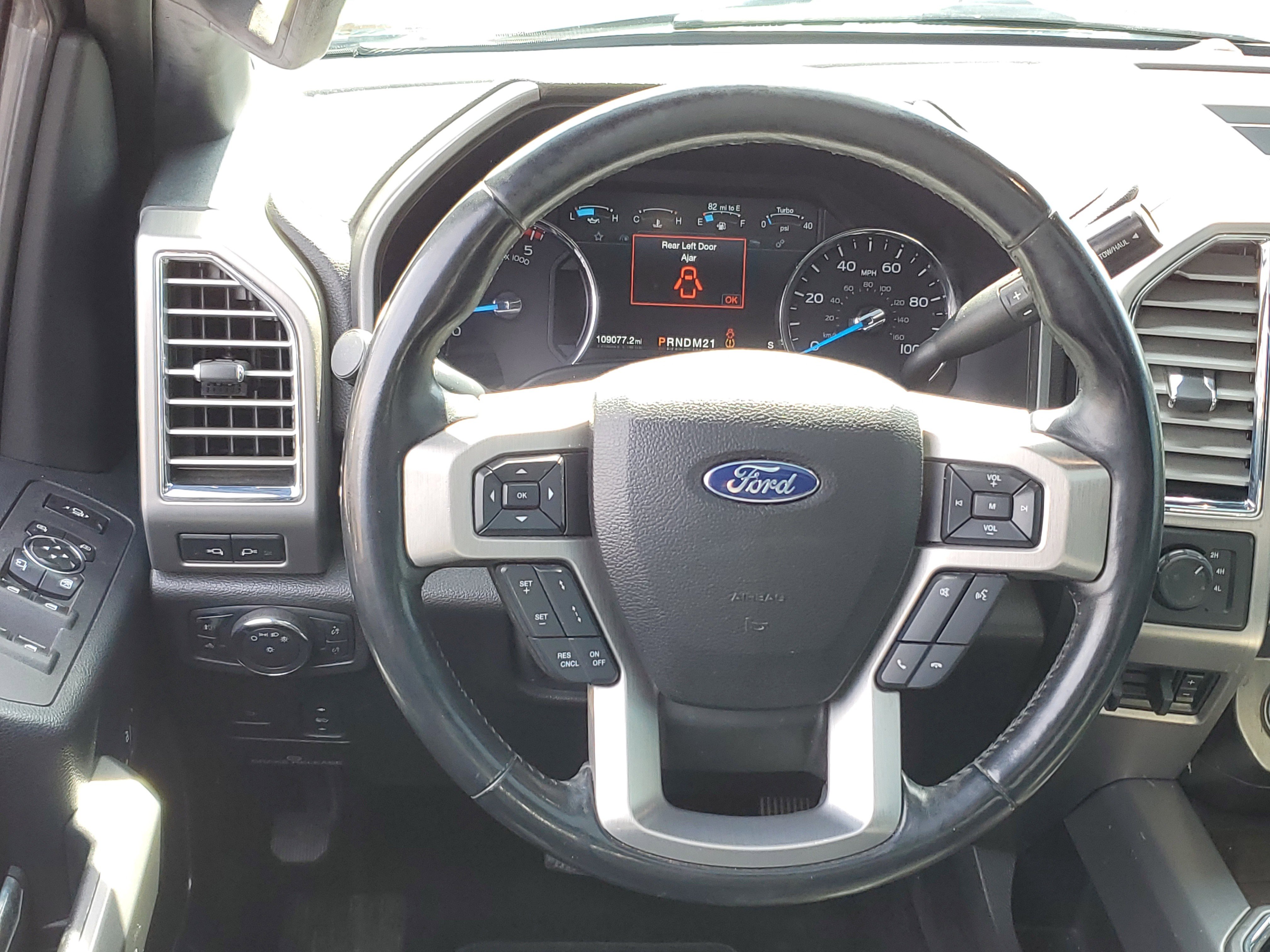 Used 2017 Ford F350 Platinum w/ Platinum Ultimate Package image 14