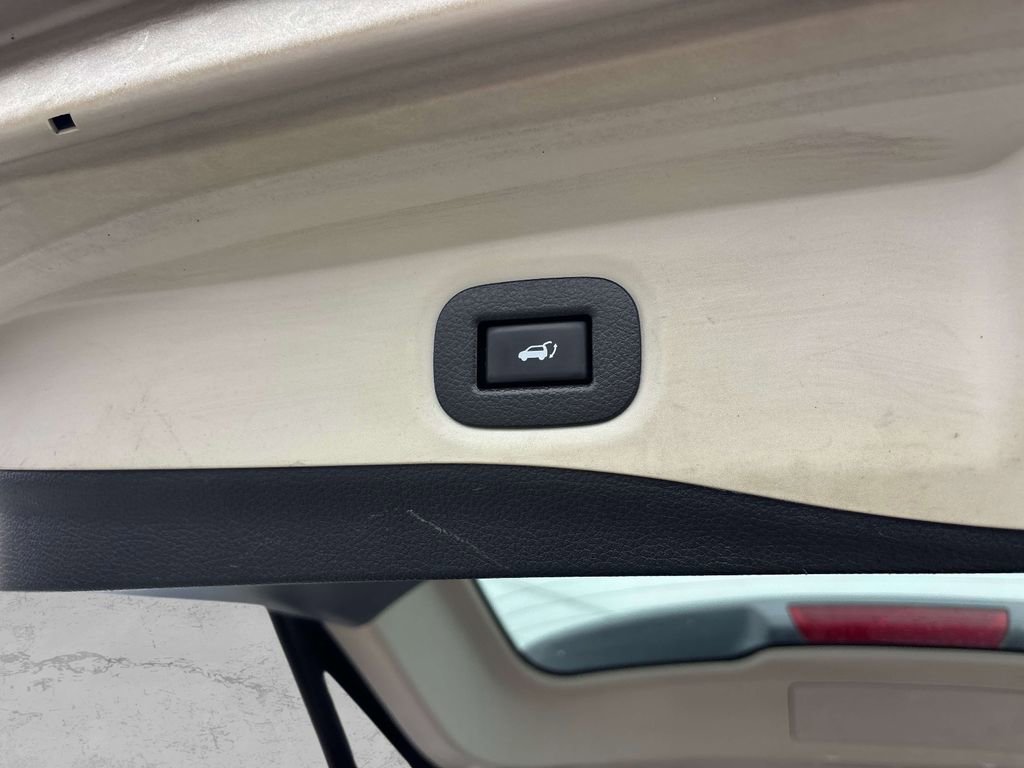 Used 2016 Nissan Rogue SL image 11