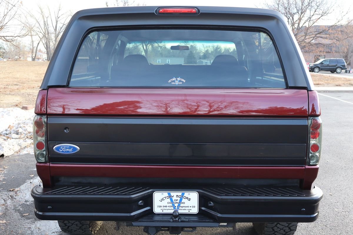 Used 1993 Ford Bronco XLT image 6