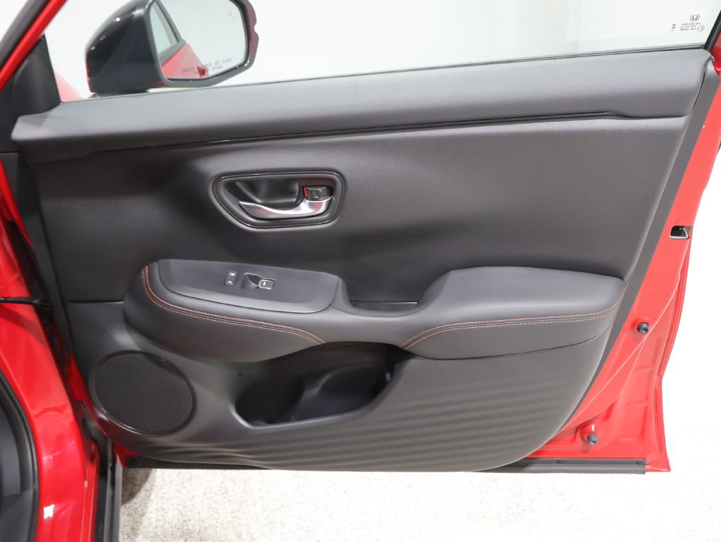 Used 2025 Honda HR-V Sport image 23