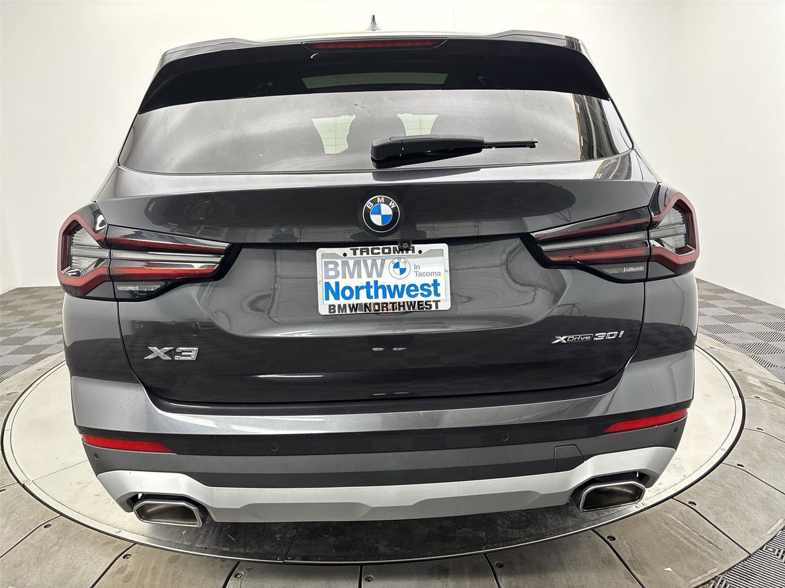 Used 2023 BMW X3 xDrive30i w/ Premium Package w/ZPA AWD/4WD image 15