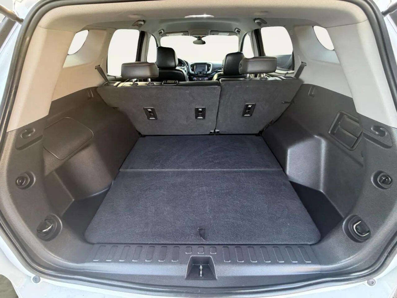 Used 2019 GMC Terrain SLT image 6