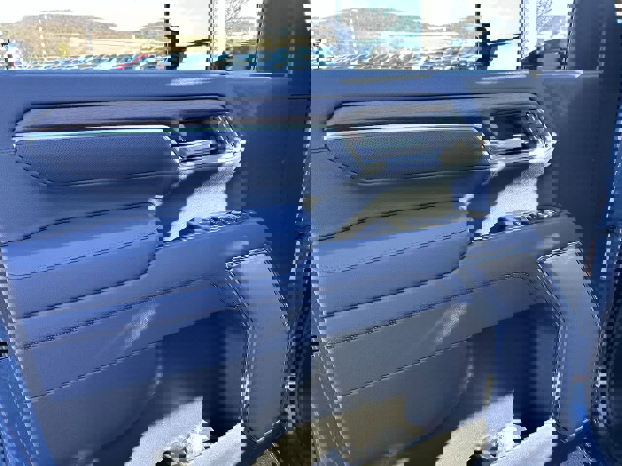 New 2026 Chevrolet Silverado 2500 High Country w/ Technology Package image 20