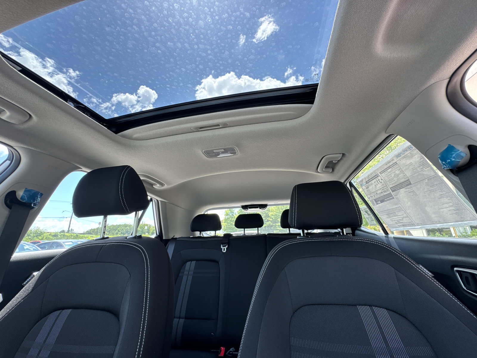 New 2026 Hyundai Venue SEL FWD image 32