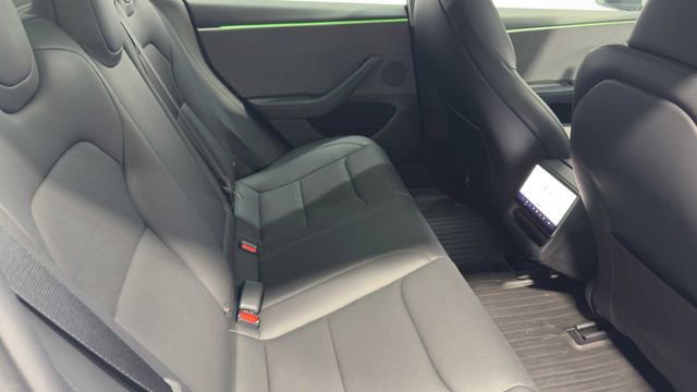 Used 2024 Tesla Model 3 Standard Range RWD image 13