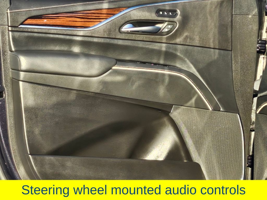 Used 2022 Cadillac Escalade Premium Luxury image 44