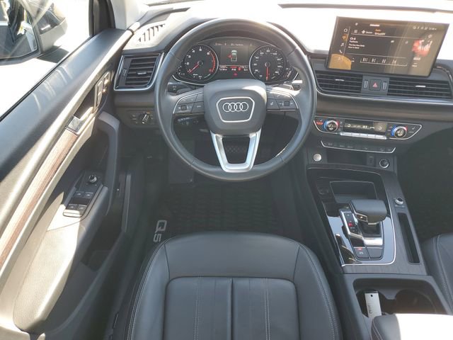 Used 2024 Audi Q5 2.0T Premium w/ Convenience Package image 18