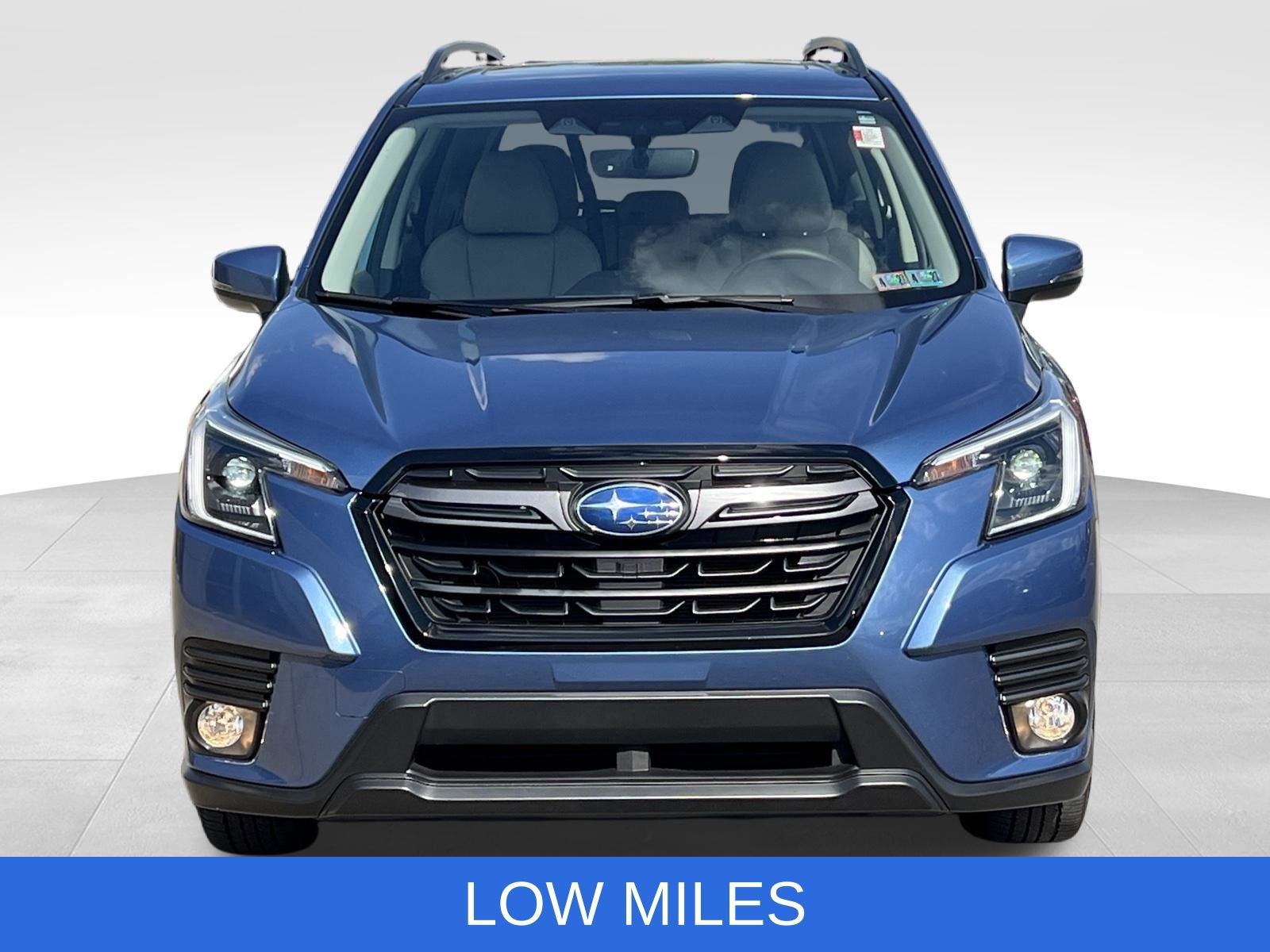 Used 2023 Subaru Forester Limited AWD/4WD image 12