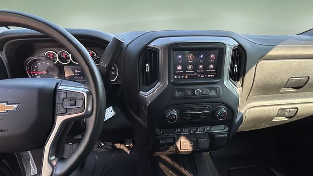 Used 2022 Chevrolet Silverado 2500 Custom w/ Custom Value Package AWD/4WD image 12