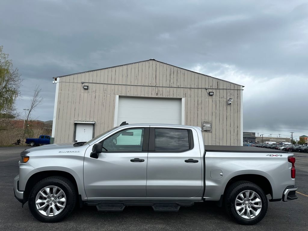 Used 2021 Chevrolet Silverado 1500 Custom AWD/4WD image 9