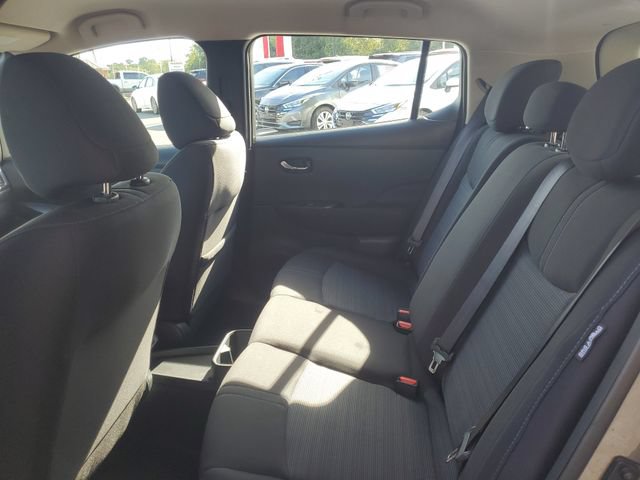 Certified 2025 Nissan Leaf S FWD image 9