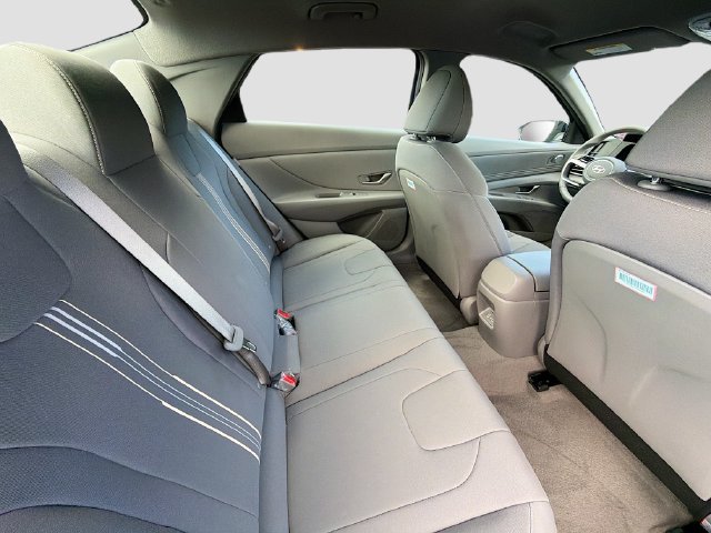 Certified 2026 Hyundai Elantra Sport FWD image 26