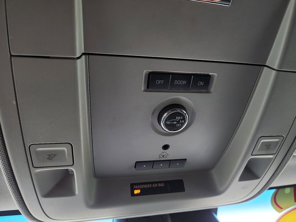 Used 2019 GMC Yukon XL Denali image 24