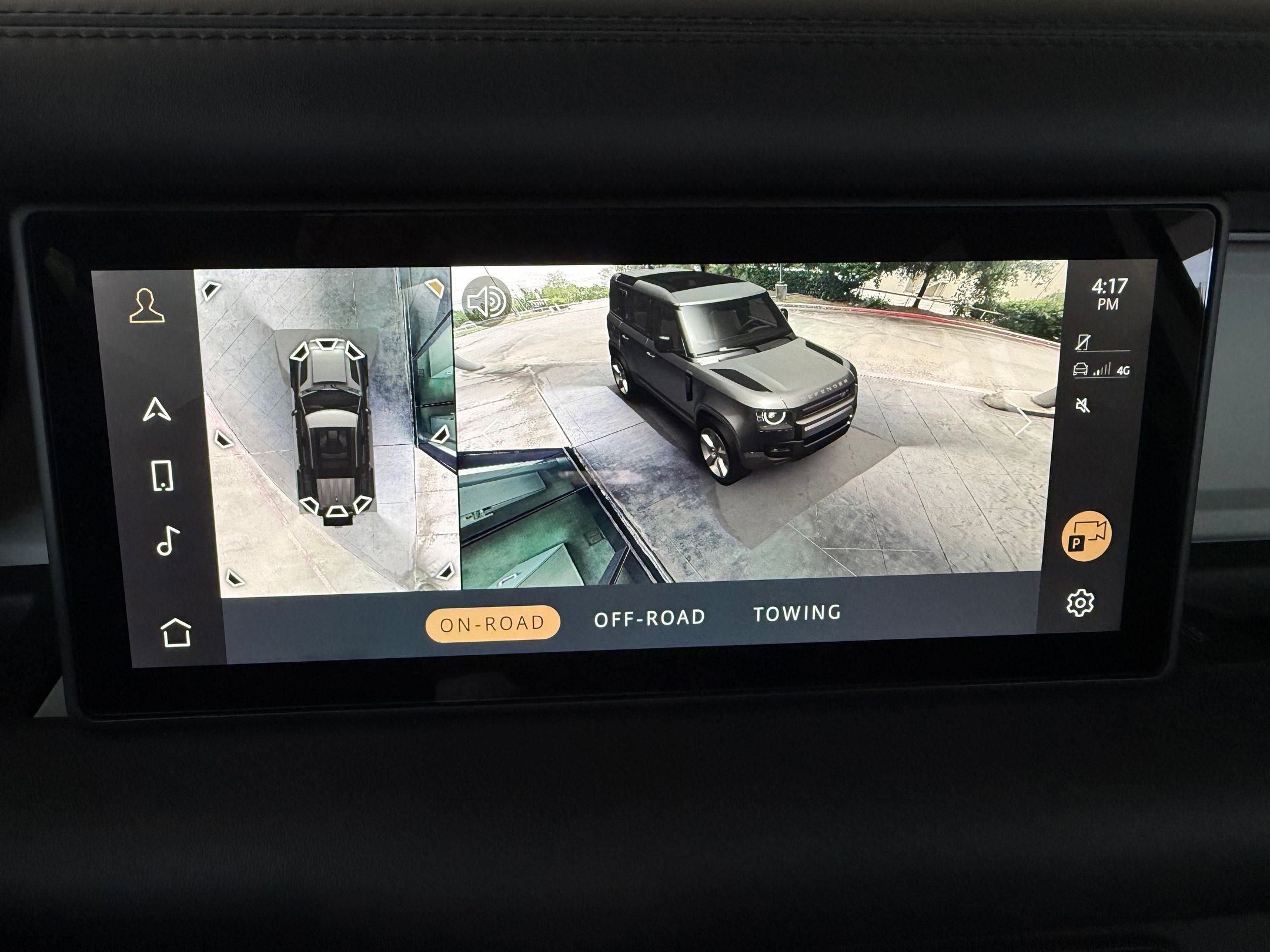 Certified 2024 Land Rover Defender 110 X-Dynamic SE image 31