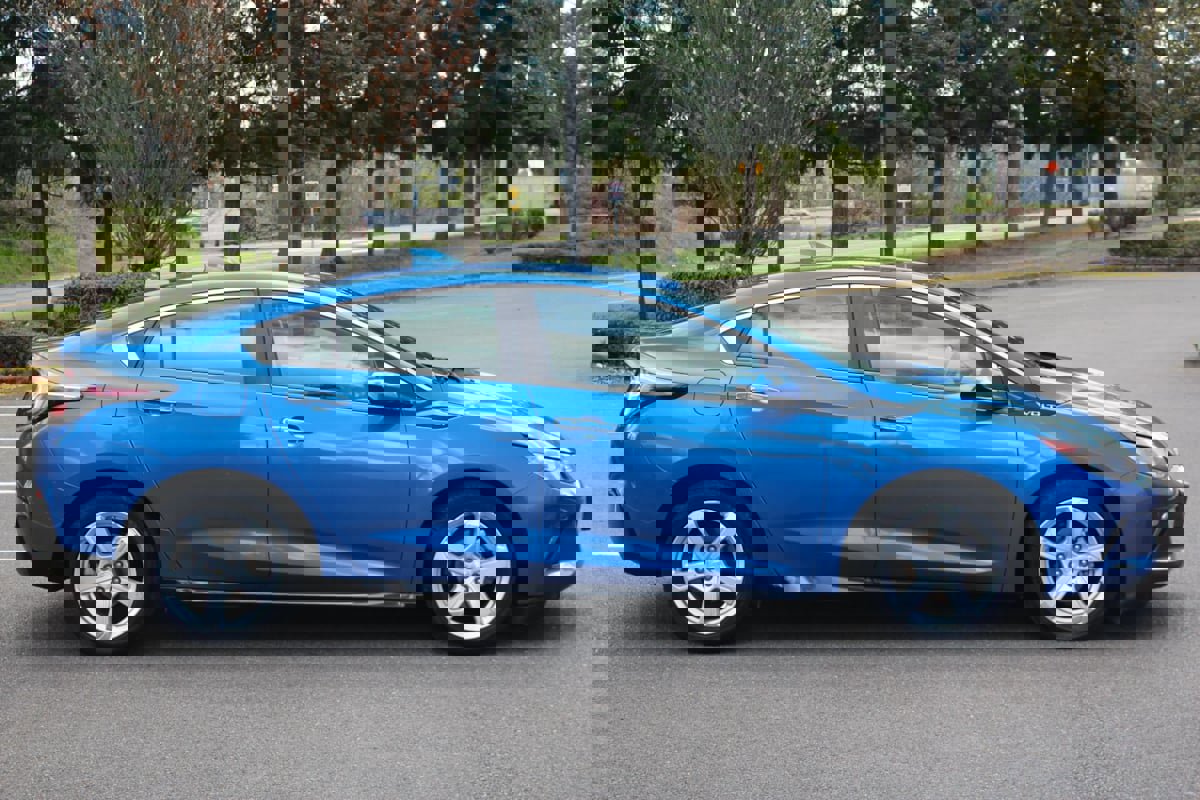 Used 2016 Chevrolet Volt LT image 6