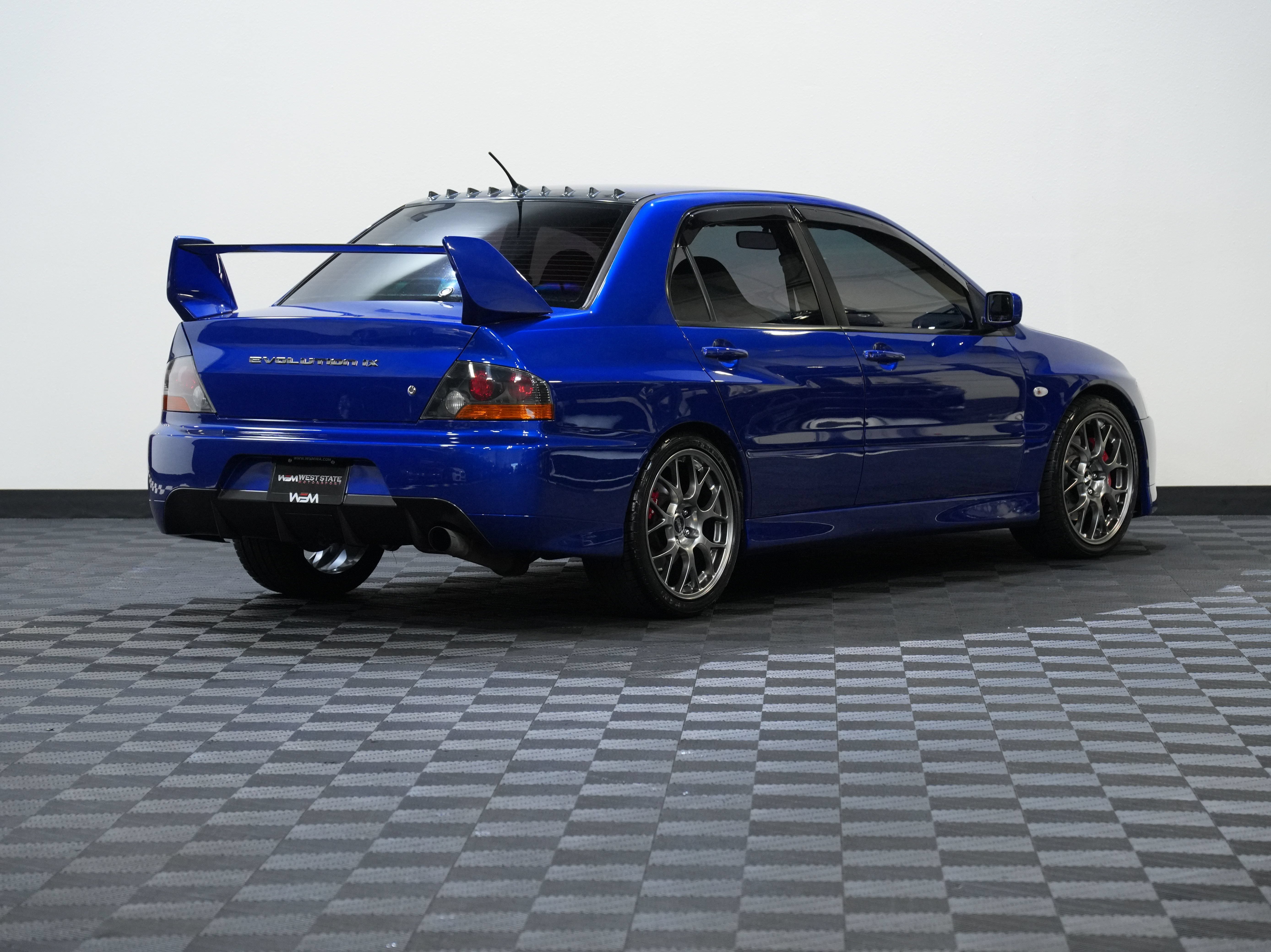 Used 2006 Mitsubishi Lancer Evolution AWD/4WD image 6
