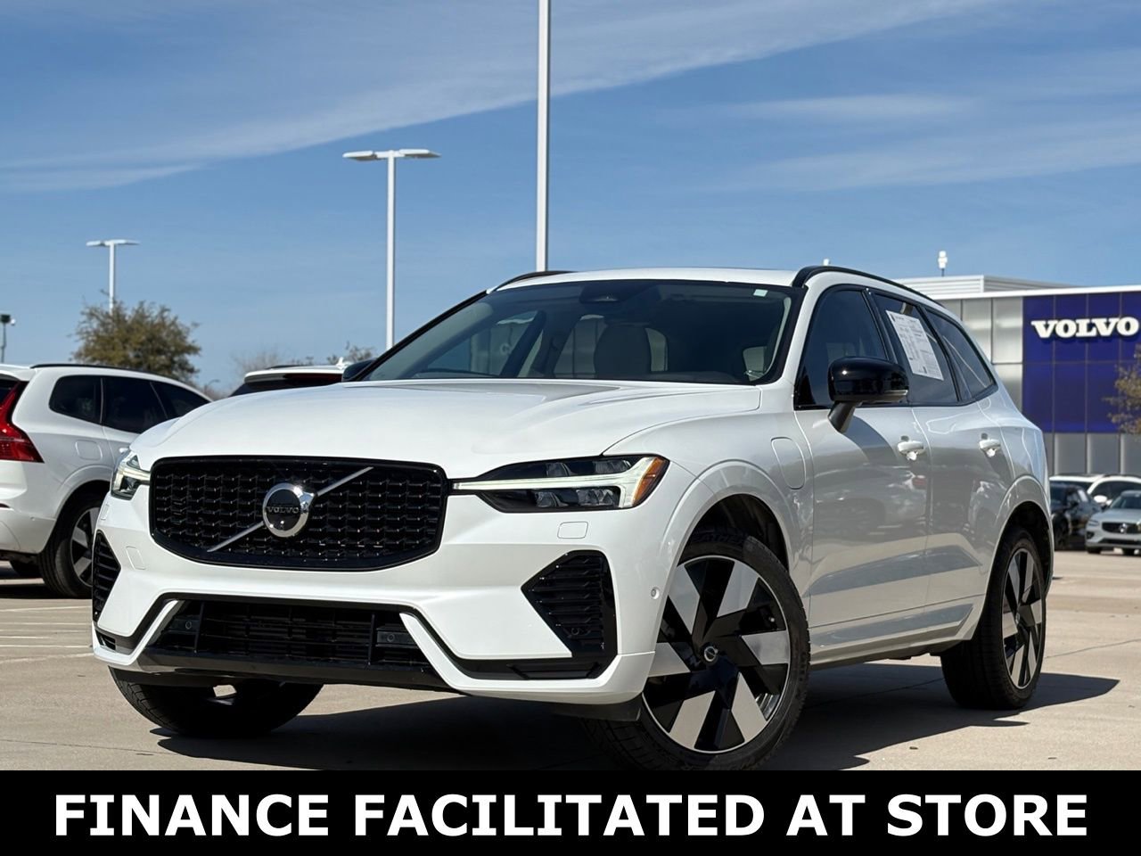 Certified 2023 Volvo XC60 T8 Plus w/ Climate Package video 2