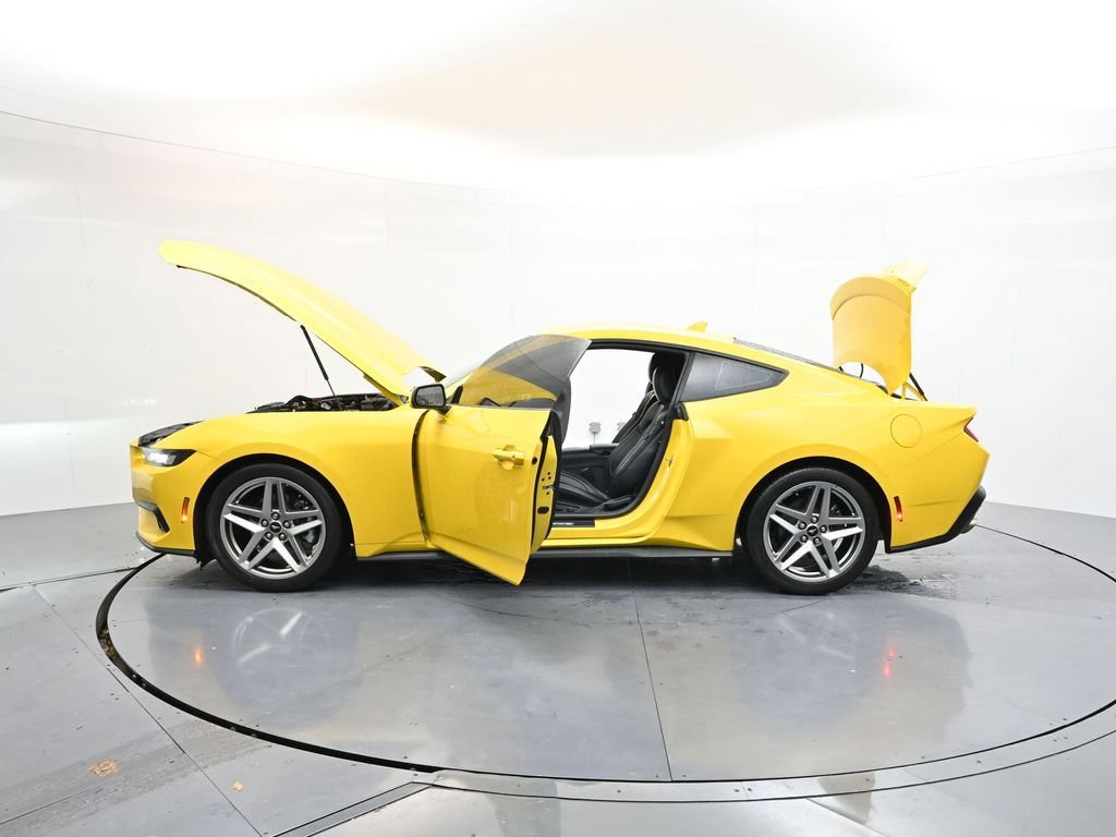 Used 2024 Ford Mustang Premium image 38