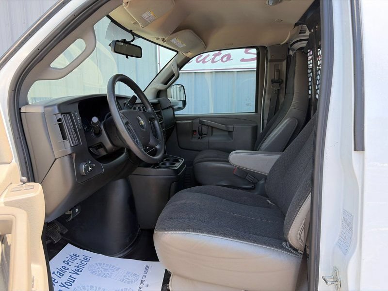 Used 2023 Chevrolet Express 2500 w/ Driver Convenience Package RWD image 18