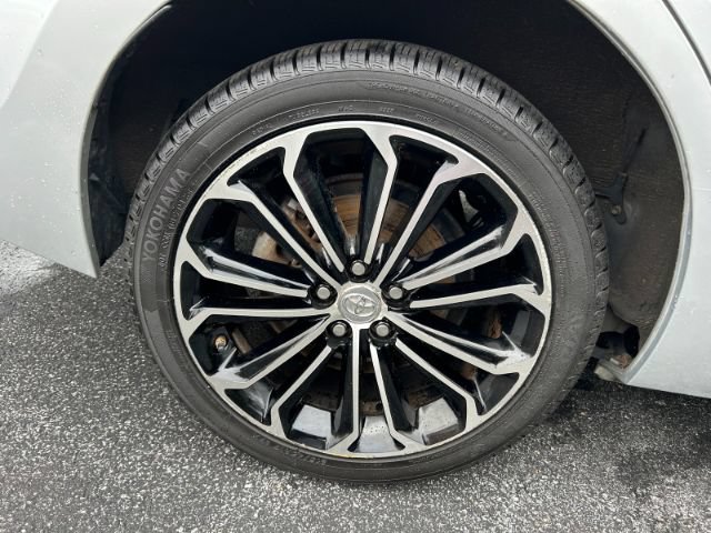 Used 2016 Toyota Corolla S Premium FWD image 36