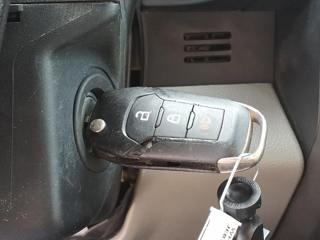 Used 2018 Ford F350 XL w/ Power Equipment Group image 11