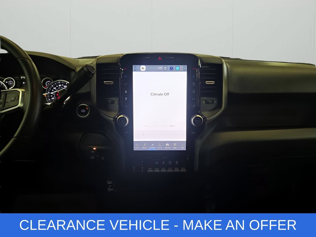 New 2026 RAM 2500 Tradesman AWD/4WD image 24